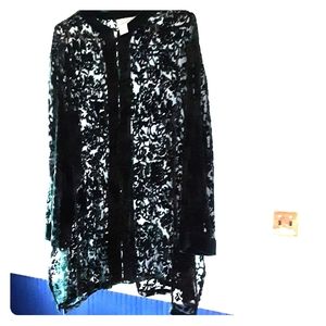 Velvet Evergreen Overblouse